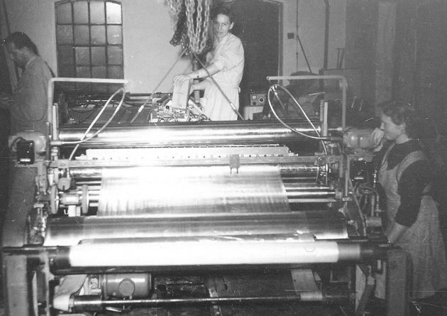 Konfektionsmaschine um 1952